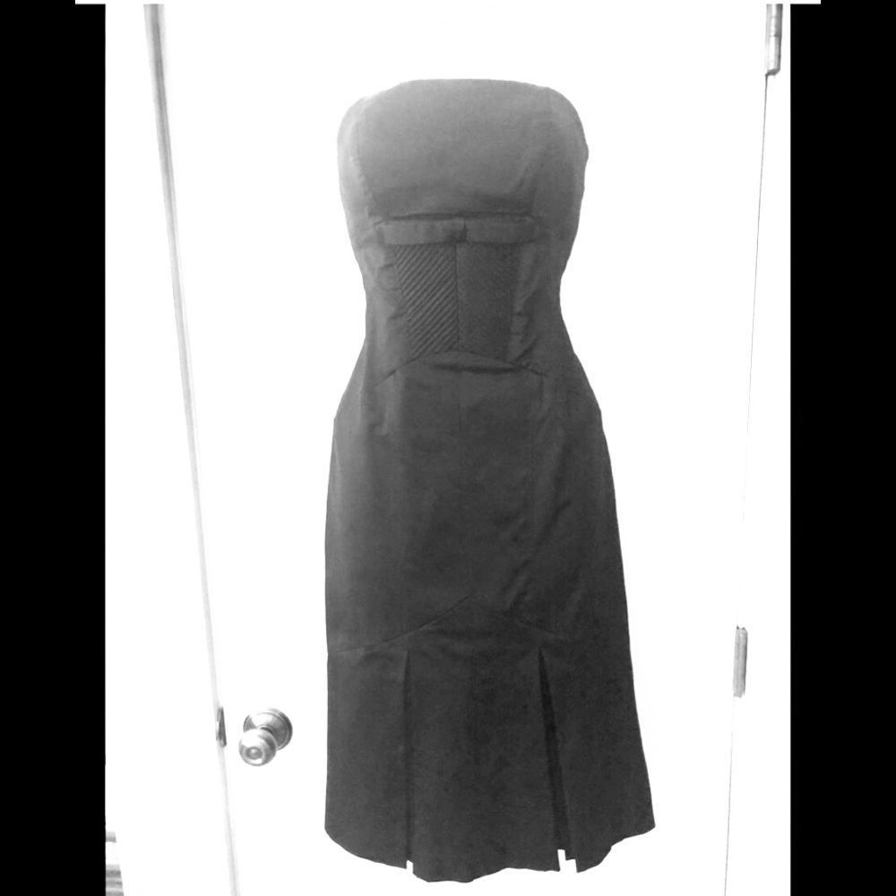 Bebe Sexy Strapless dress! NWOT